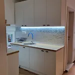 Vivo Center マカルスカ